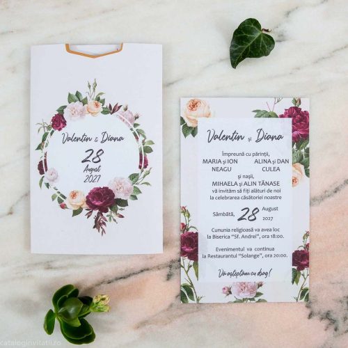 detaliu ftontal carton text si plicul teaca invitatie