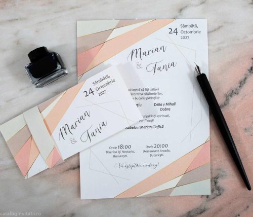 detaliu frontala invitatia deschisa si varianta impaturita 